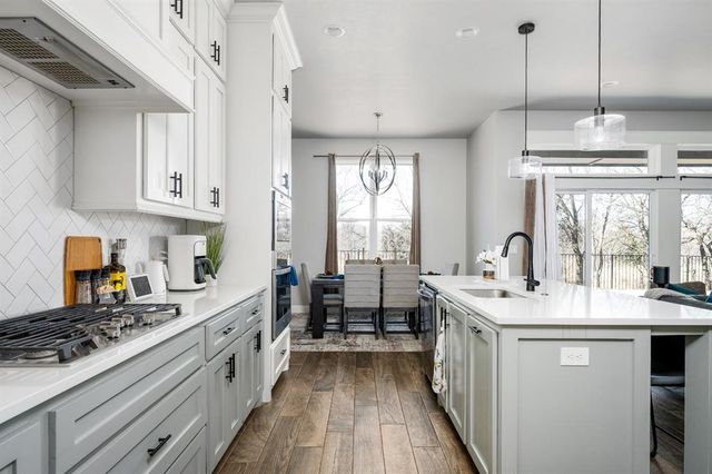 13013 Cobblestone Curve Road, Oklahoma City, OK 73142