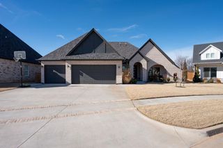 13013 Cobblestone Curve Road, Oklahoma City, OK 73142