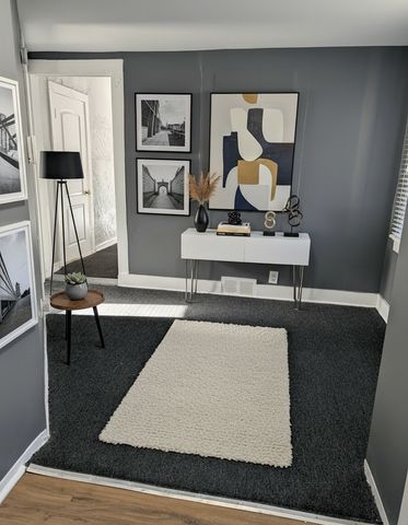 9608 S Wallace Street, Chicago, IL 60628