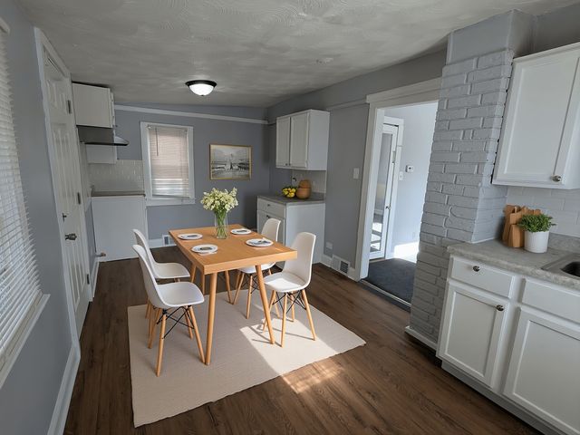 9608 S Wallace Street, Chicago, IL 60628