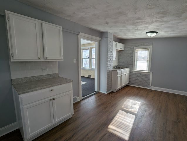 9608 S Wallace Street, Chicago, IL 60628