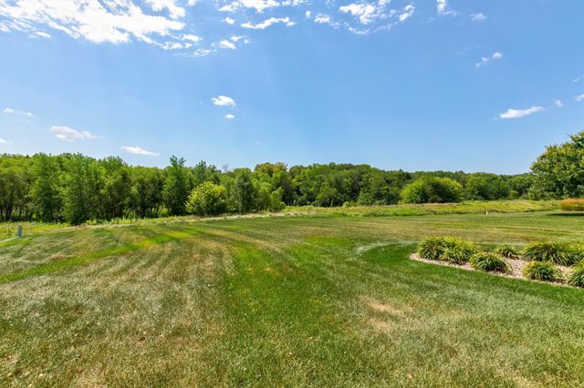 15220 Ridgemont Drive, Urbandale, IA 50323