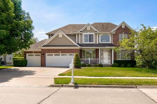 15220 Ridgemont Drive, Urbandale, IA 50323