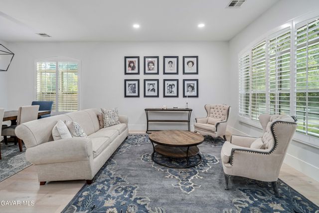 2738 Parton Circle, Lancaster, CA 93536