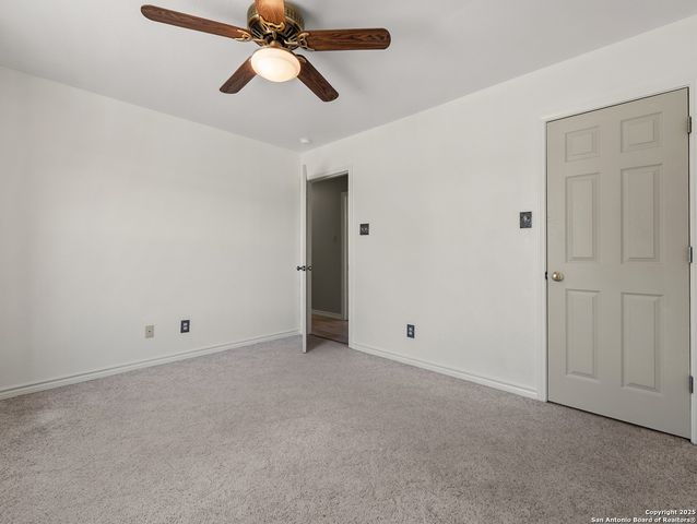 504 Oak Grove, San Marcos, TX 78666