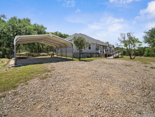 504 Oak Grove, San Marcos, TX 78666