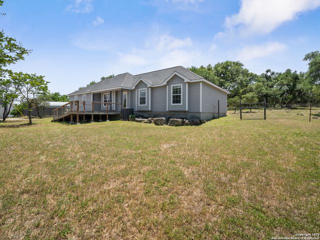 504 Oak Grove, San Marcos, TX 78666