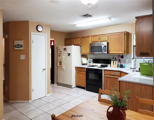 2110 Nathan DR, Austin, TX 78728