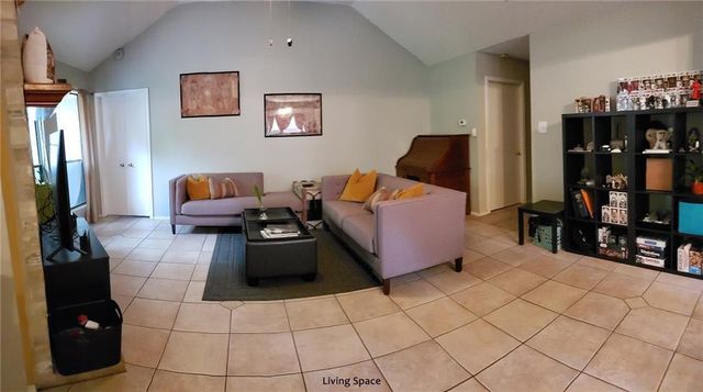 2110 Nathan DR, Austin, TX 78728