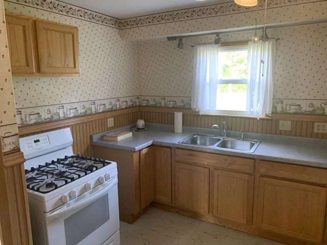 544 S EVERGREEN STREET, Wautoma, WI 54982