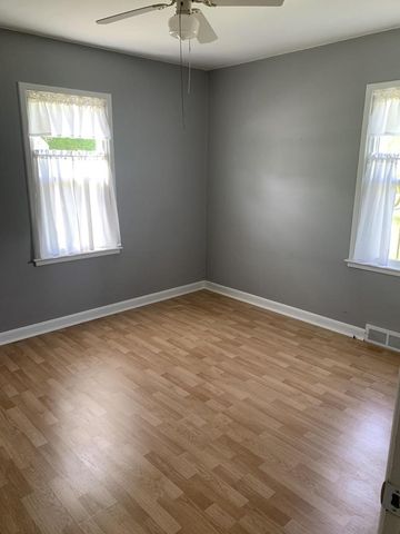 544 S EVERGREEN STREET, Wautoma, WI 54982