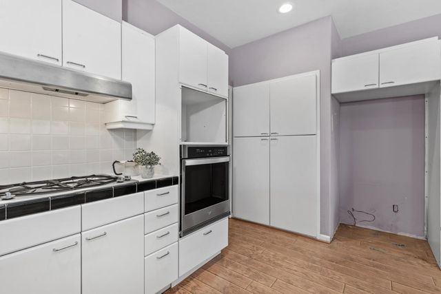 9201 Laguna Lake Way, Elk Grove, CA 95758