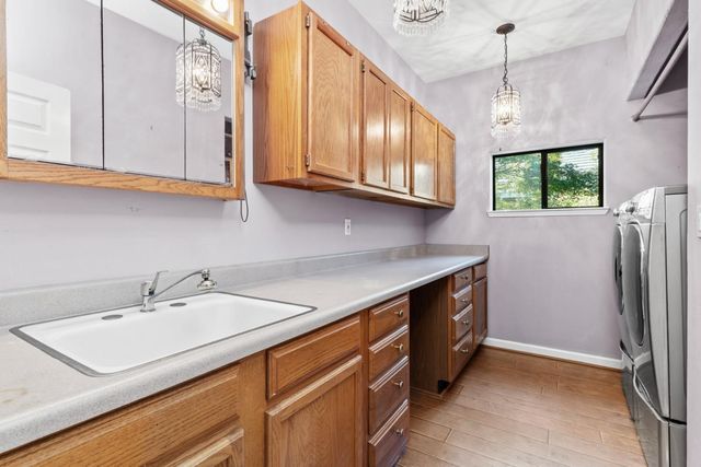 9201 Laguna Lake Way, Elk Grove, CA 95758