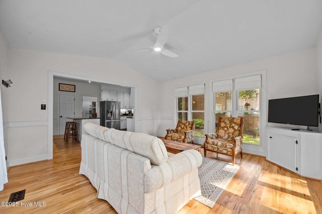 106 Fort Sumter Drive, Greenville, NC 27858