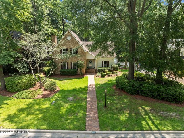 106 Fort Sumter Drive, Greenville, NC 27858