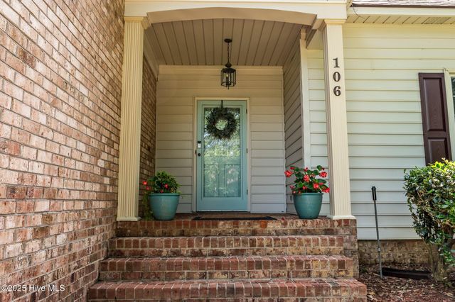106 Fort Sumter Drive, Greenville, NC 27858
