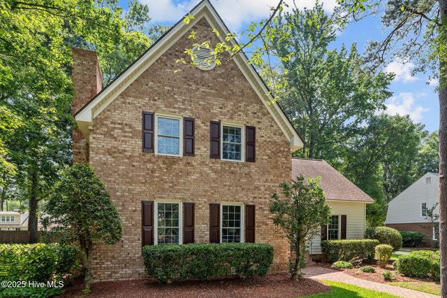106 Fort Sumter Drive, Greenville, NC 27858