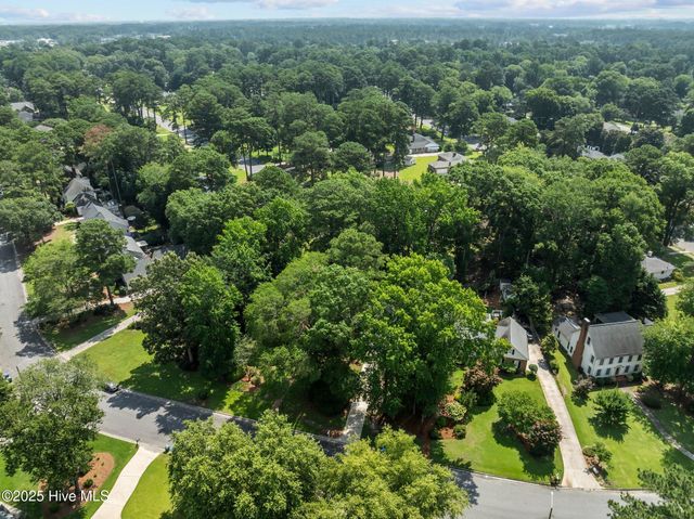 106 Fort Sumter Drive, Greenville, NC 27858