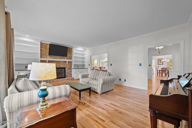 106 Fort Sumter Drive, Greenville, NC 27858