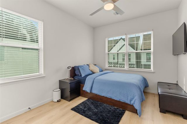 1266 Oakmont Villas Drive, Houston, TX 77091