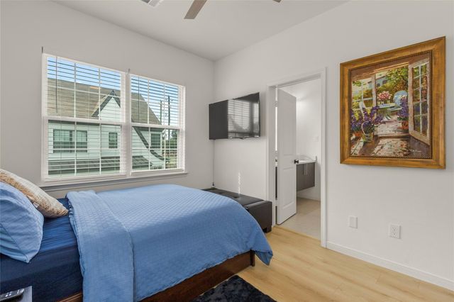 1266 Oakmont Villas Drive, Houston, TX 77091