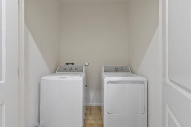 1266 Oakmont Villas Drive, Houston, TX 77091