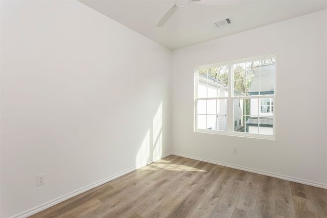 1266 Oakmont Villas Drive, Houston, TX 77091