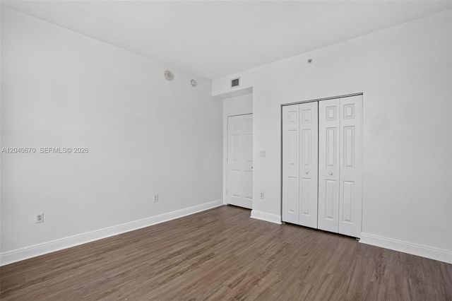 3232 SW 22nd Terrace 601, Miami, FL 33145