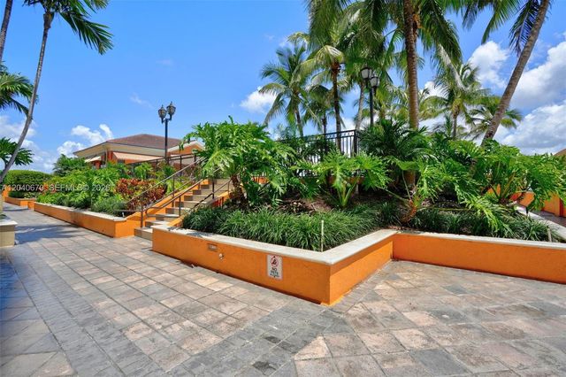 3232 SW 22nd Terrace 601, Miami, FL 33145