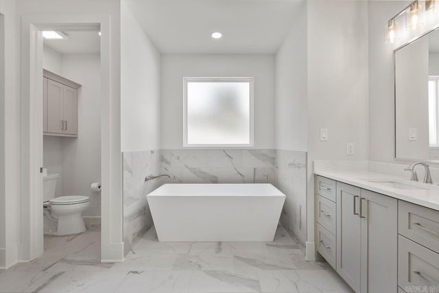 4406 Cumberland Circle, Benton, AR 72019