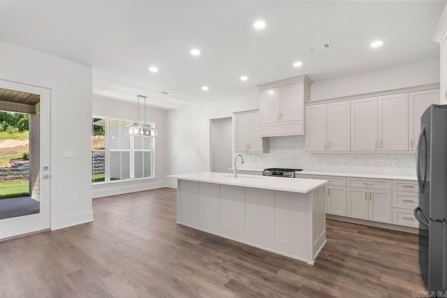 4406 Cumberland Circle, Benton, AR 72019