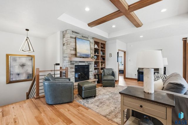 112 N Piper Dr Drive, Sioux Falls, SD 57110
