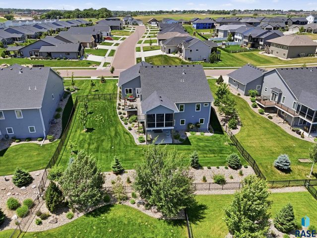 112 N Piper Dr Drive, Sioux Falls, SD 57110