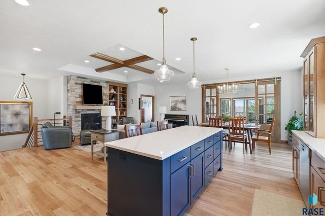 112 N Piper Dr Drive, Sioux Falls, SD 57110