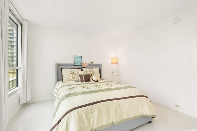 2421 Tusitala Street 602, Honolulu, HI 96815