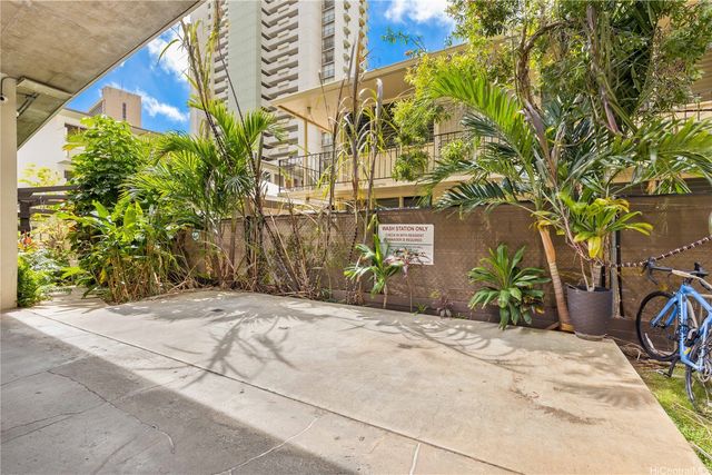 2421 Tusitala Street 602, Honolulu, HI 96815