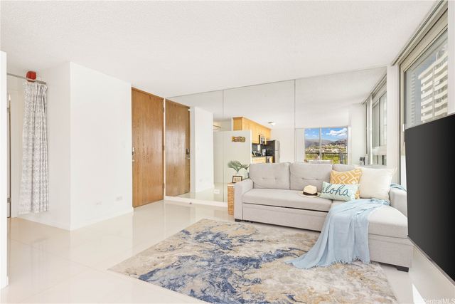 2421 Tusitala Street 602, Honolulu, HI 96815