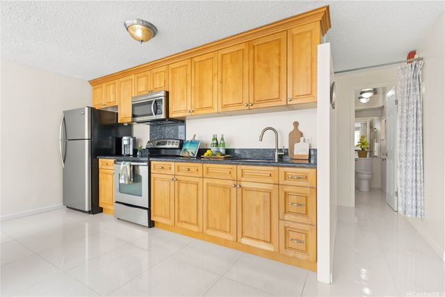 2421 Tusitala Street 602, Honolulu, HI 96815