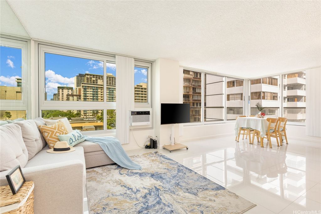 2421 Tusitala Street 602, Honolulu, HI 96815