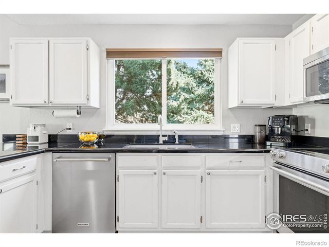 896 Welsh Court, Louisville, CO 80027