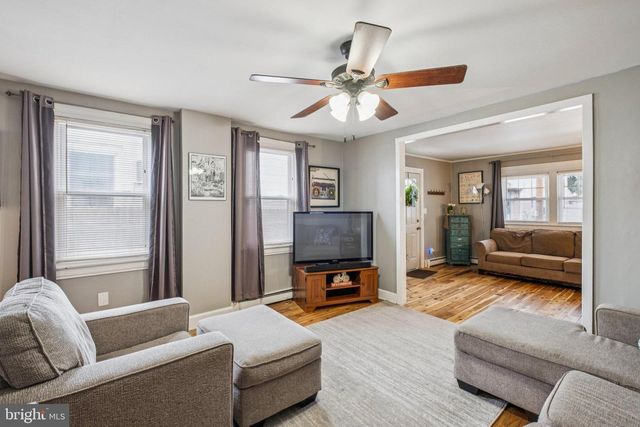 916 CEDAR ST, Bristol, PA 19007