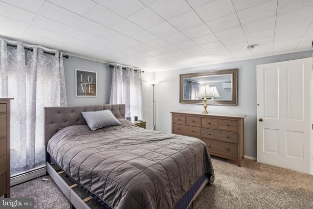 916 CEDAR ST, Bristol, PA 19007