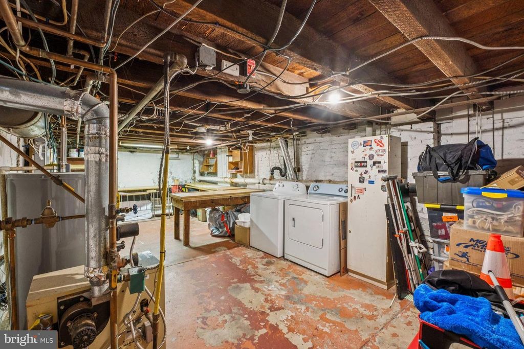 916 CEDAR ST, Bristol, PA 19007