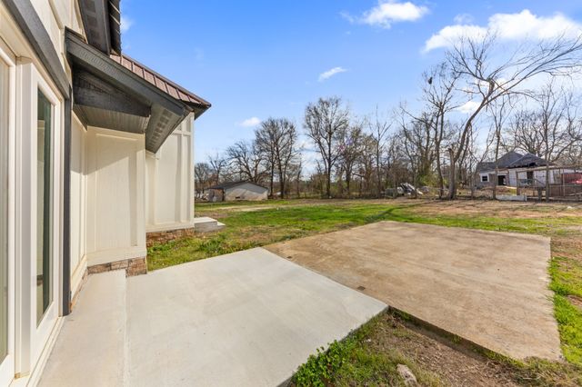 1259 Bonham Street, Paris, TX 75460