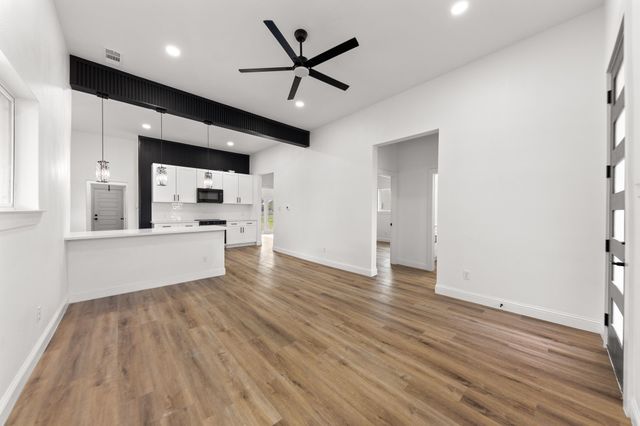 1259 Bonham Street, Paris, TX 75460