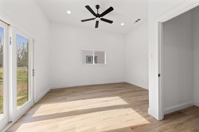 1259 Bonham Street, Paris, TX 75460