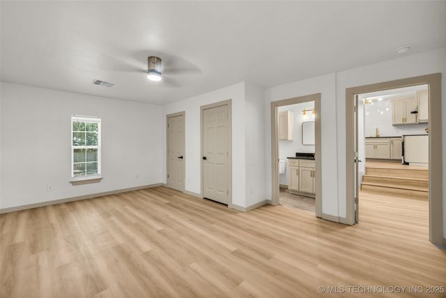 514 S Broadway Avenue, Coweta, OK 74429