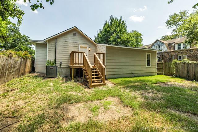 514 S Broadway Avenue, Coweta, OK 74429