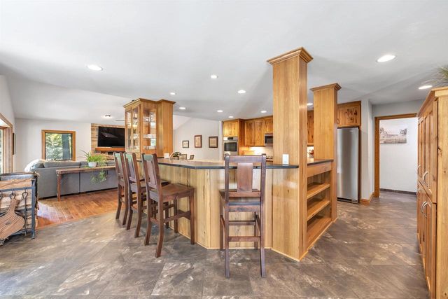 2274 CATHEDRAL FOREST DRIVE, Suamico, WI 54313