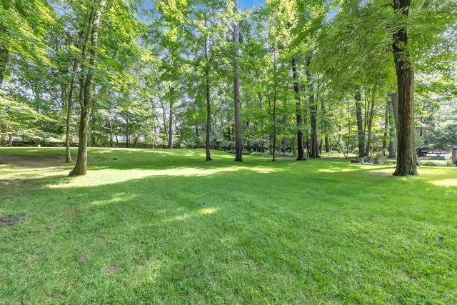 2274 CATHEDRAL FOREST DRIVE, Suamico, WI 54313